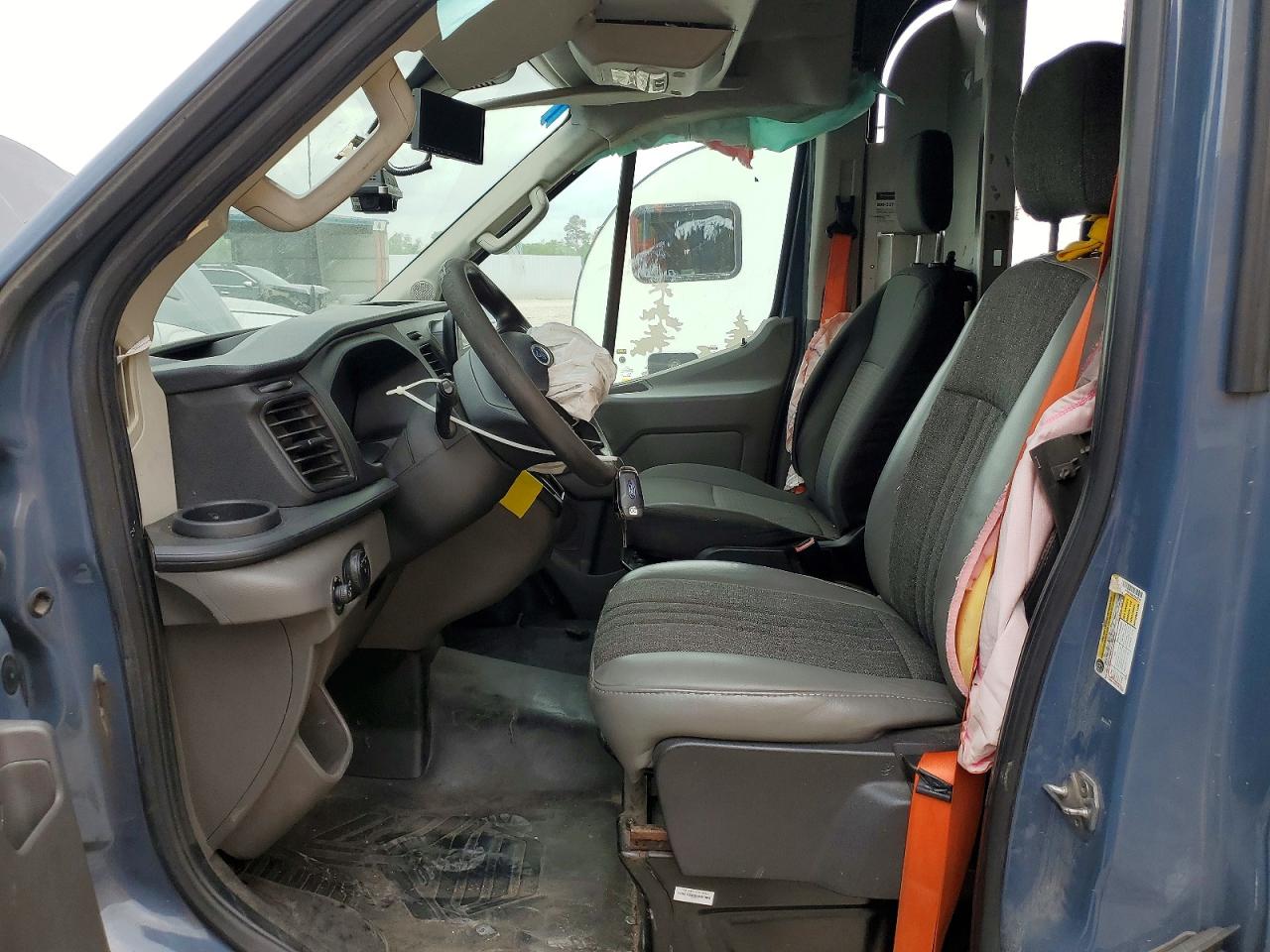 Ford Transit T-250