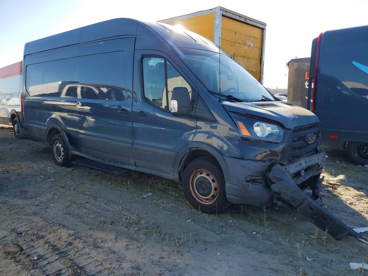 Ford Transit T-250