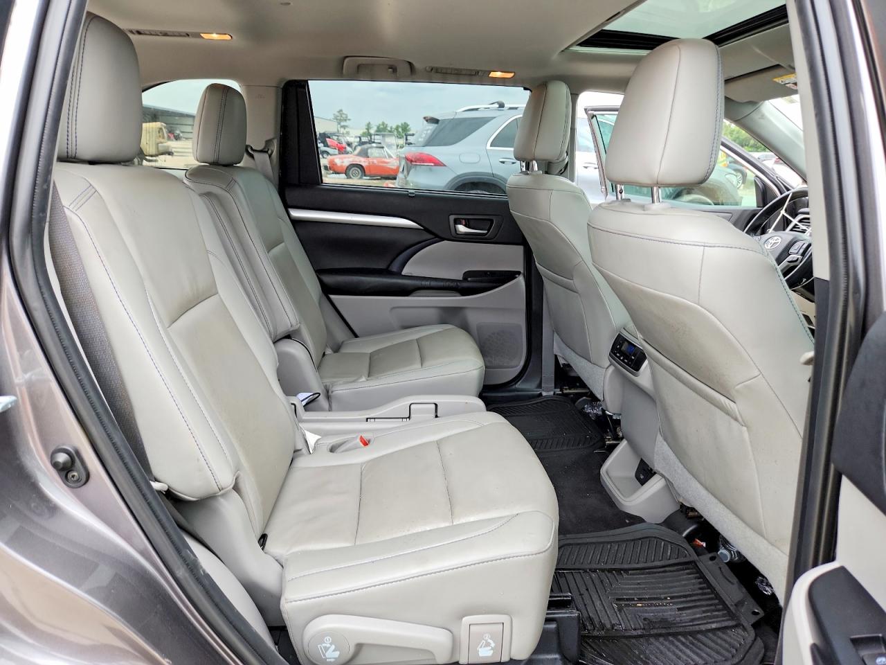 Toyota Highlander Xle
