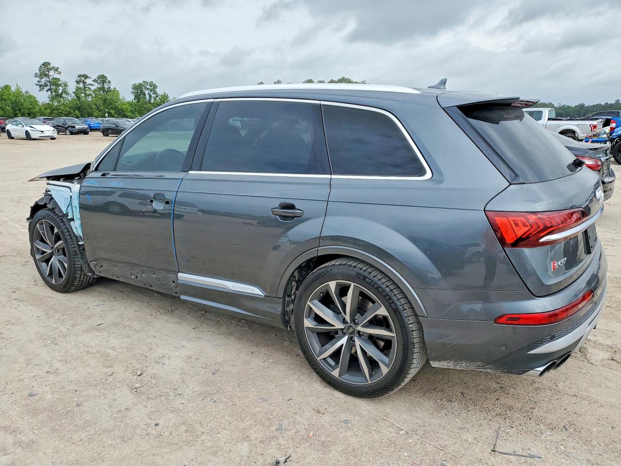 Audi Sq Premium Plus