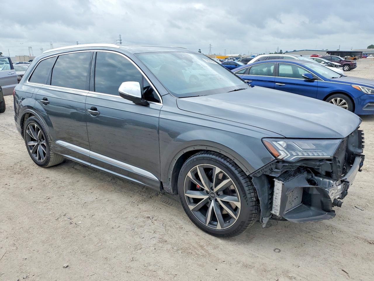 Audi Sq Premium Plus
