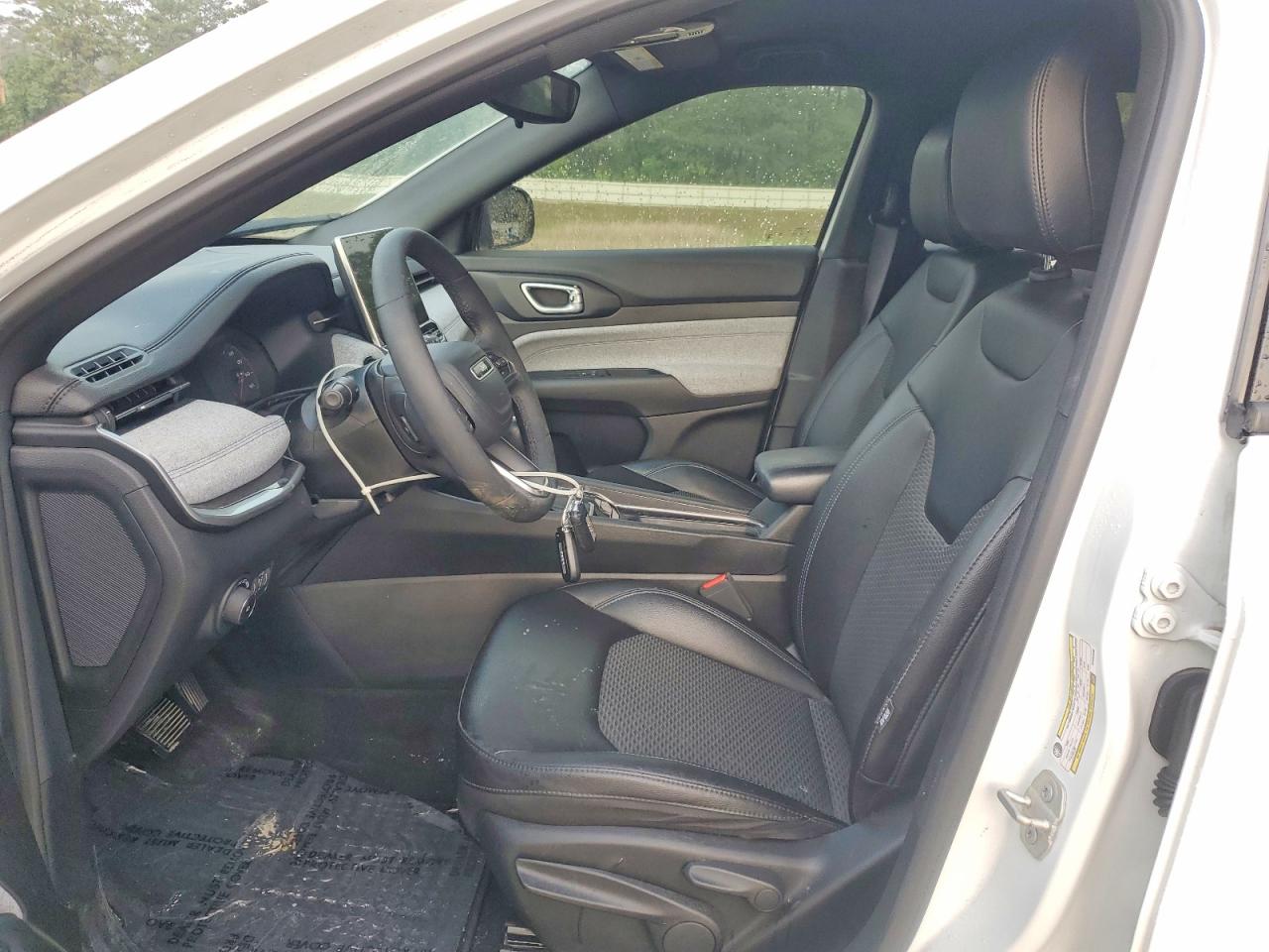 Jeep Compass Latitude