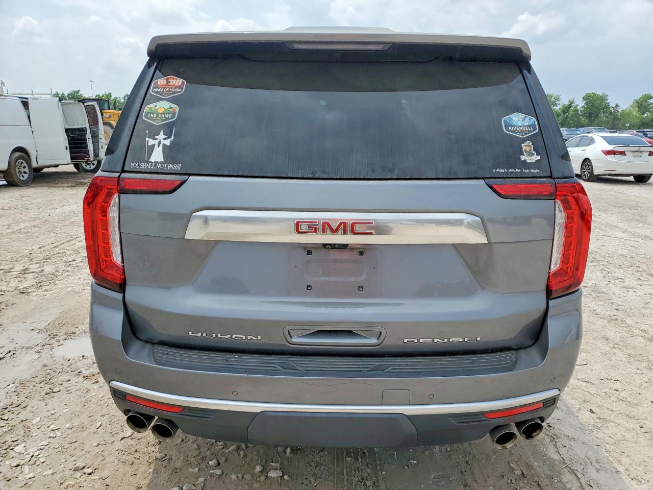 GMC Yukon Denali