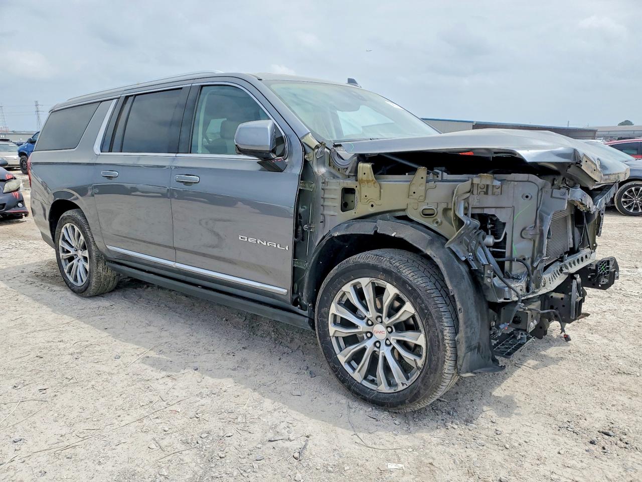 GMC Yukon Denali