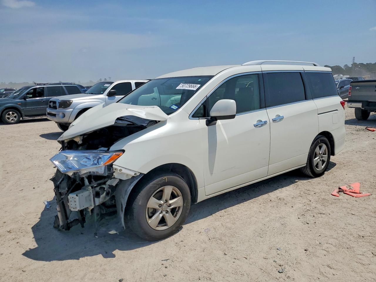 Salvage Nissan Quest Image