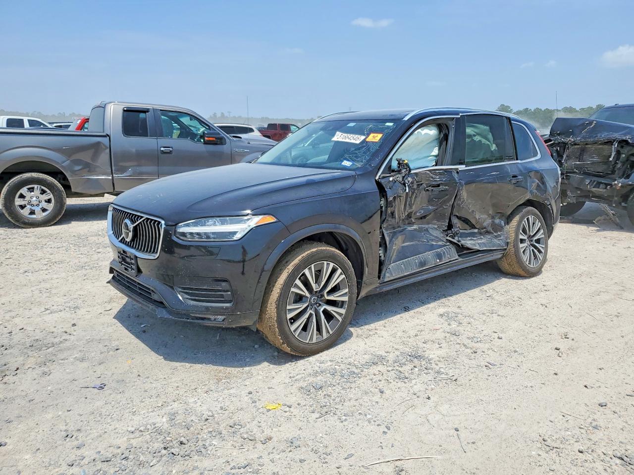 Salvage Volvo XC90 Image