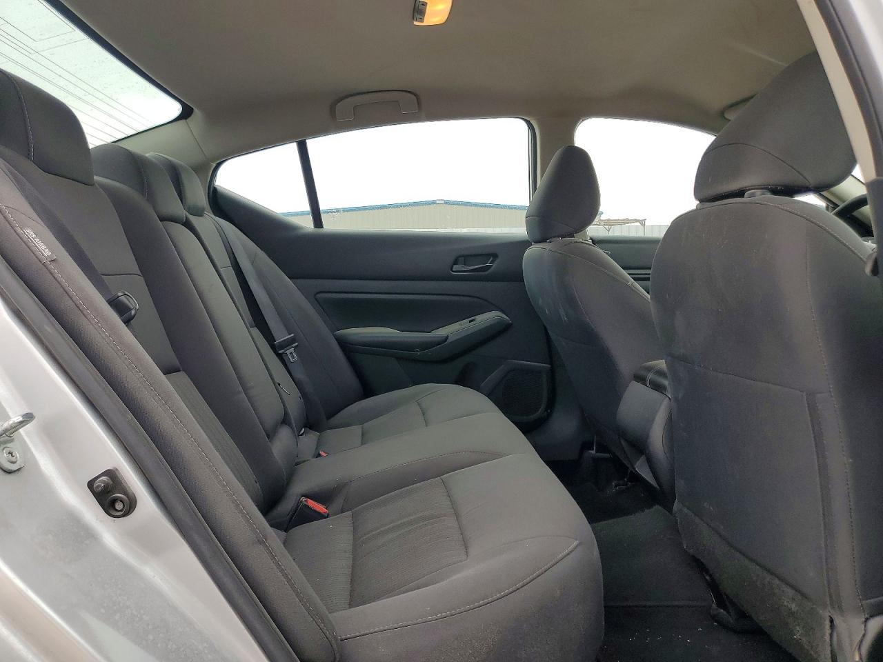 Nissan Altima S