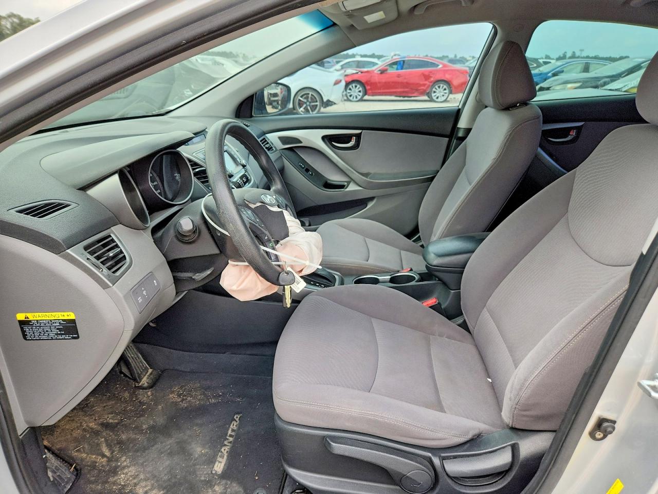 Hyundai ELANTRA Se