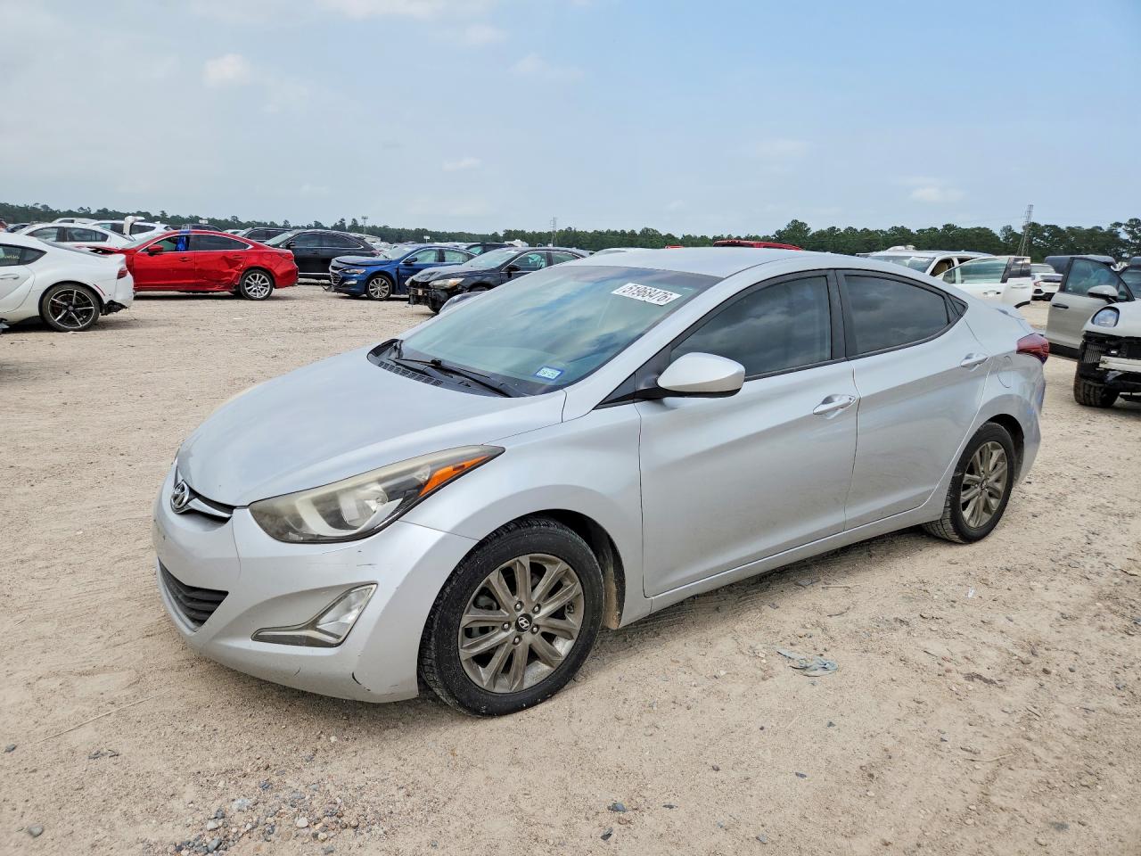 Salvage Hyundai ELANTRA Image
