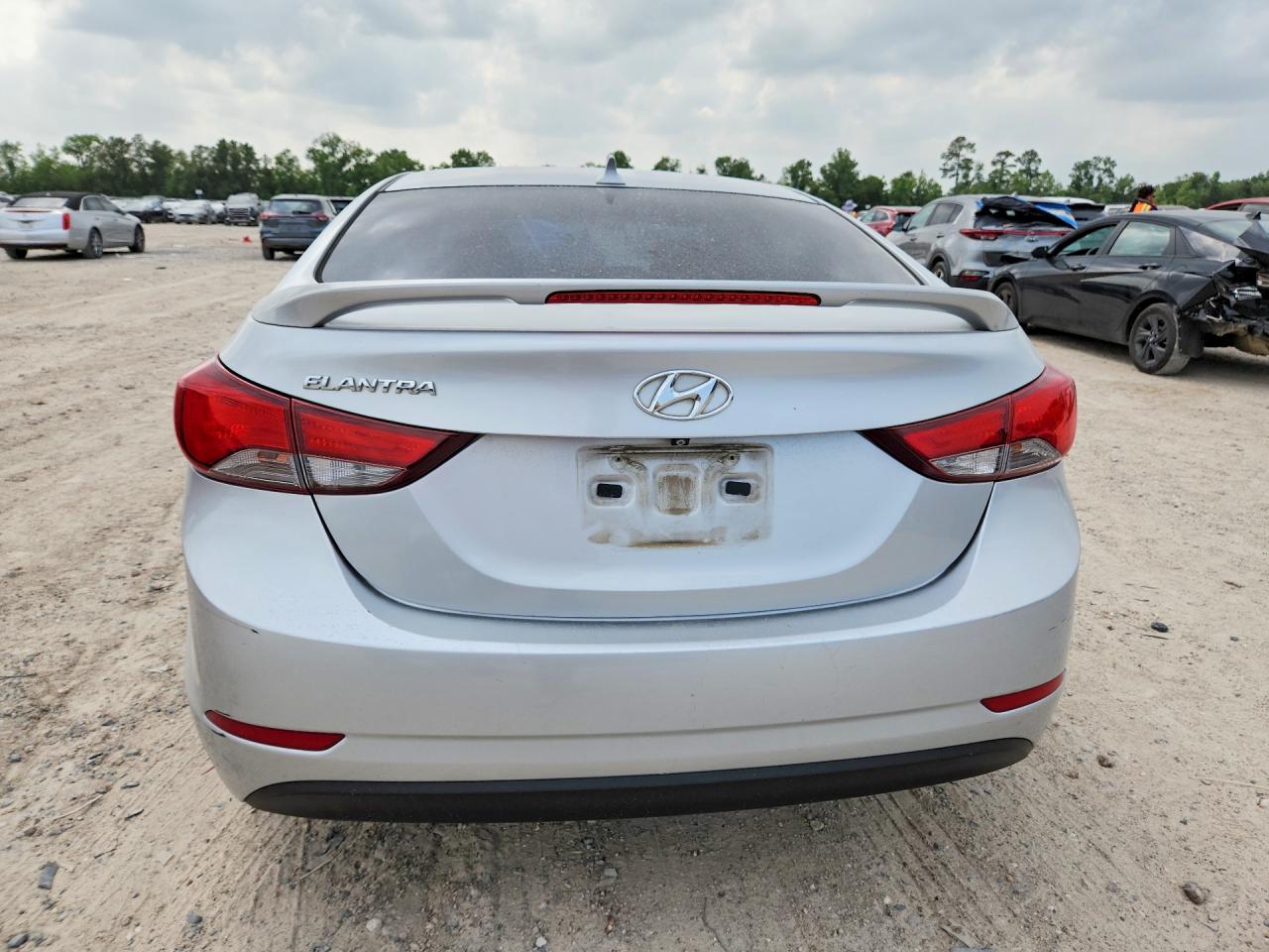 Hyundai ELANTRA Se
