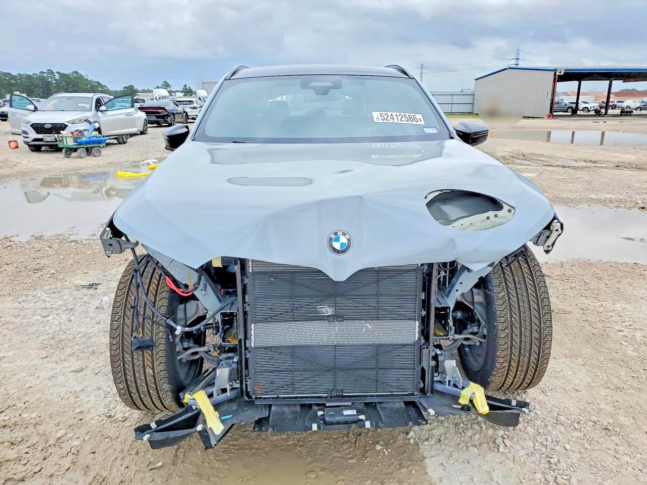 BMW X Series M50