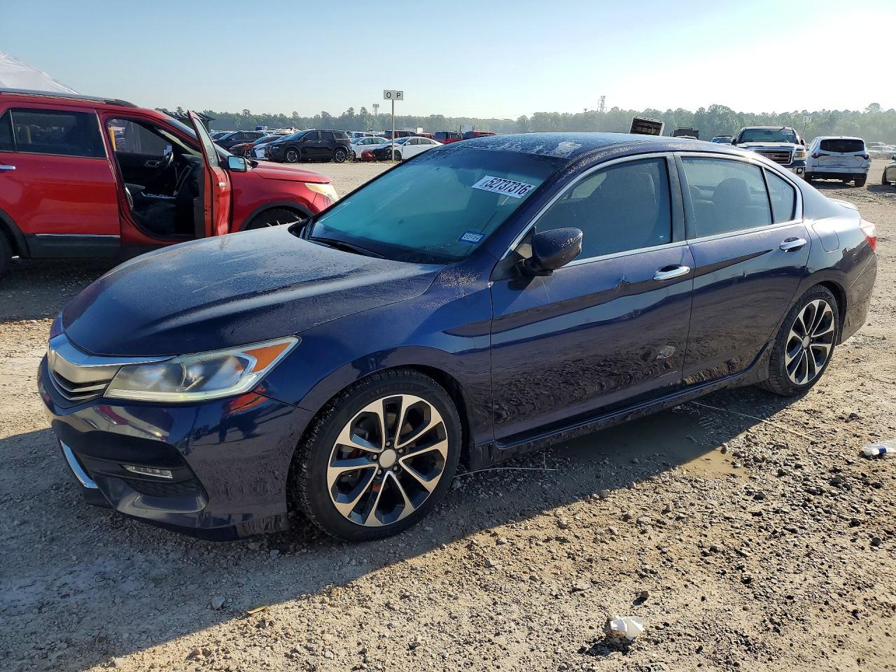 Salvage Honda Accord Image