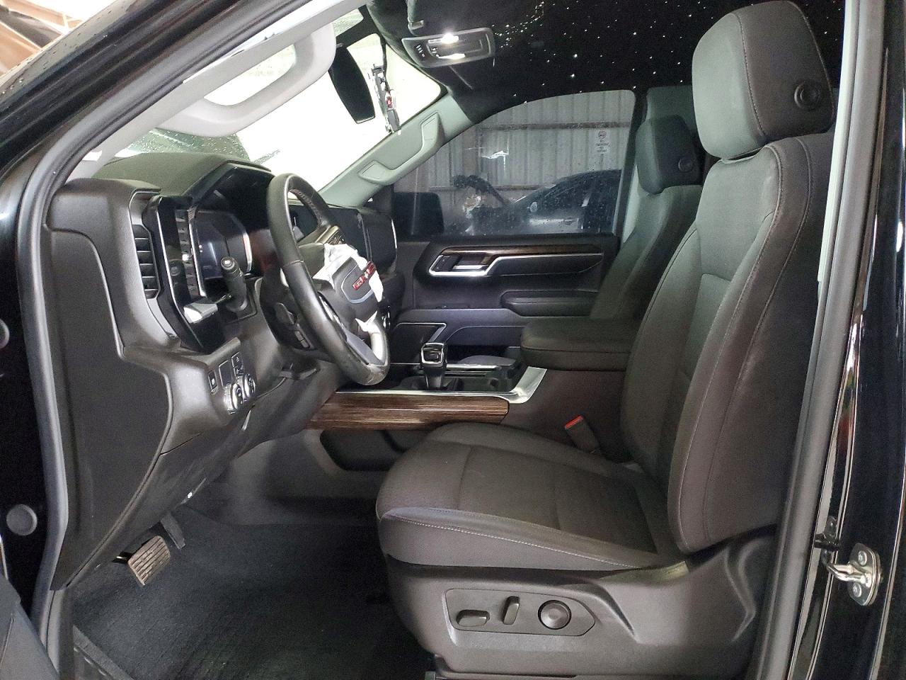 GMC Sierra C1500 Elevation