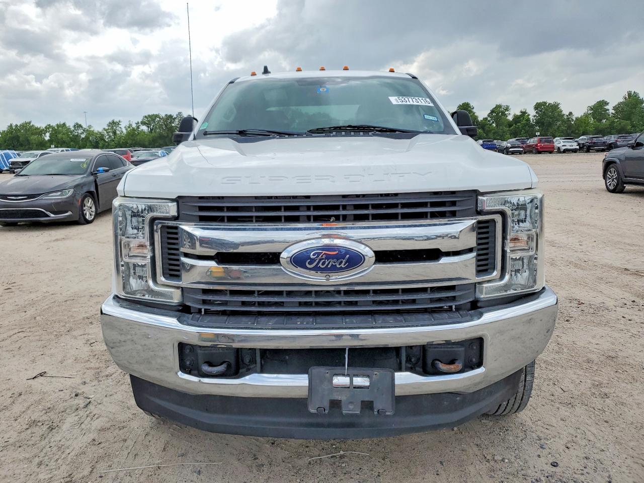 Ford F-350 Super Duty