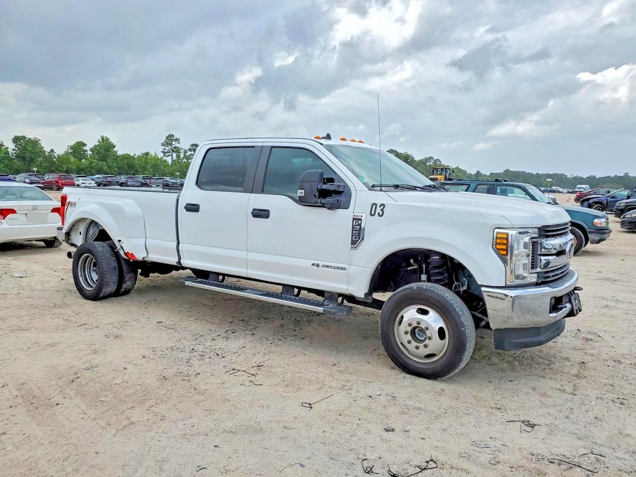 Ford F-350 Super Duty