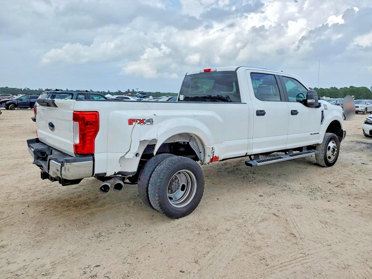 Ford F-350 Super Duty