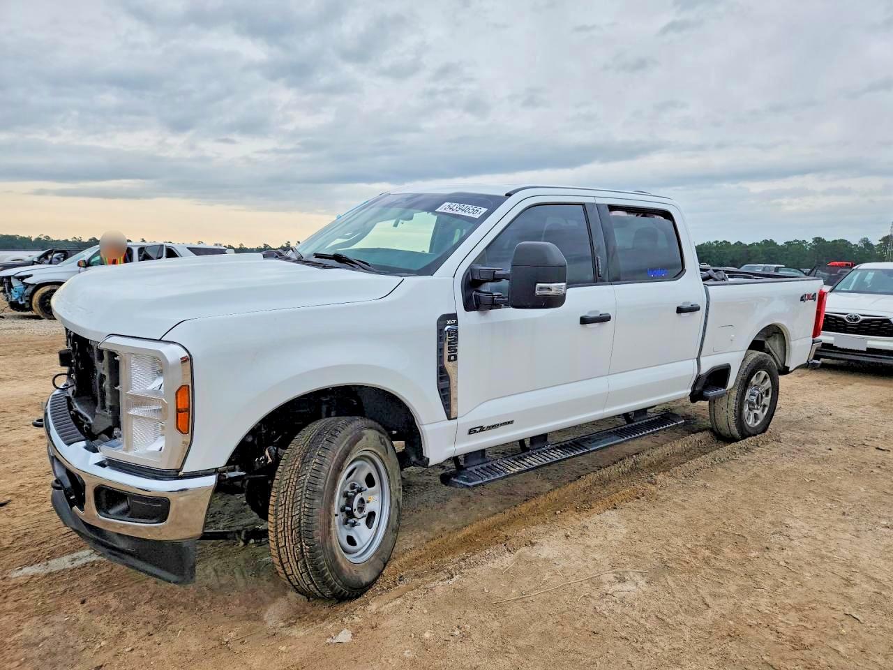 Salvage Ford F-250 Image