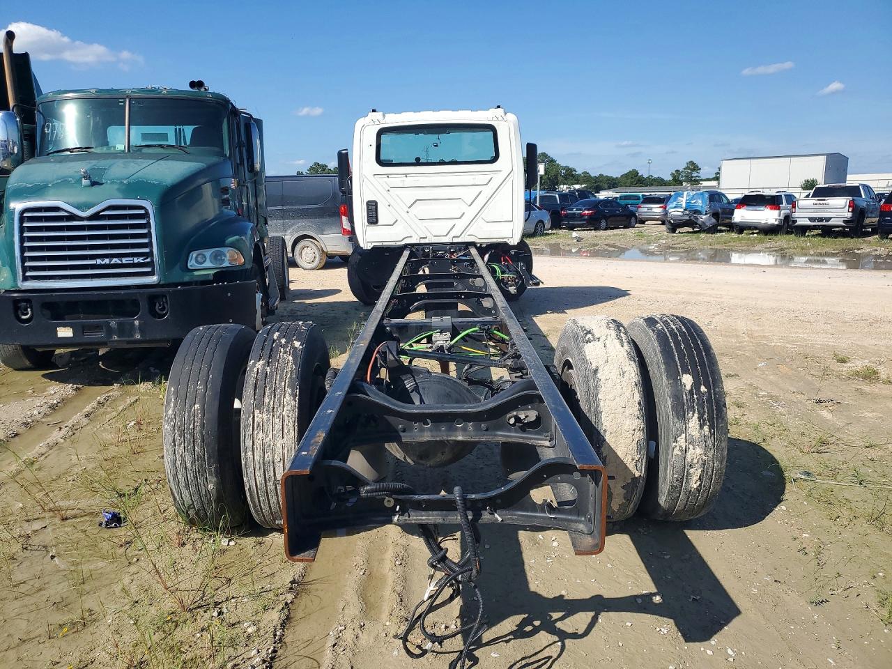 International Mv607