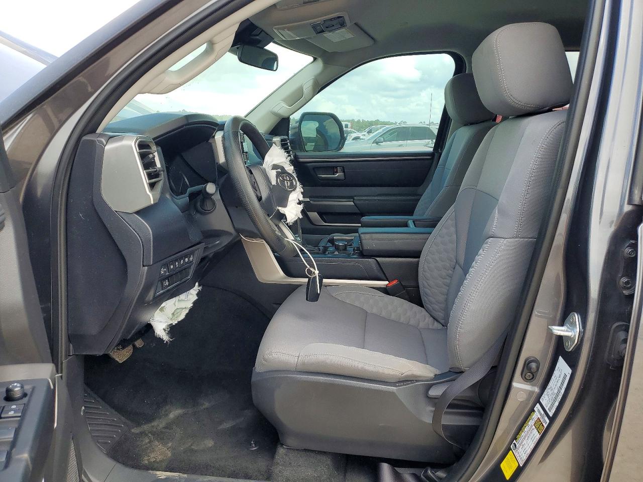 Toyota Tundra Sr5