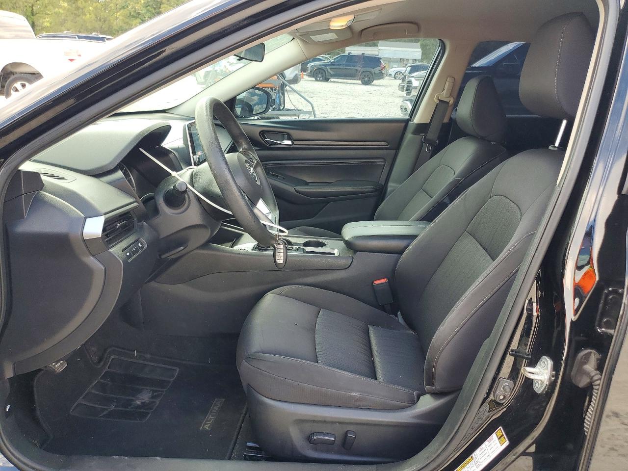 Nissan Altima S