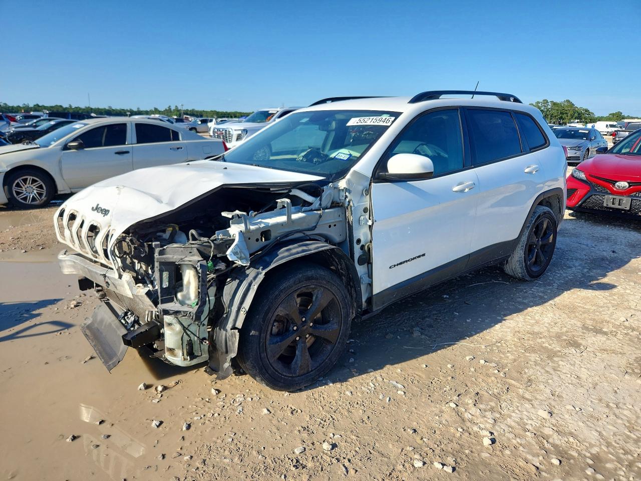 Salvage Jeep Cherokee Image