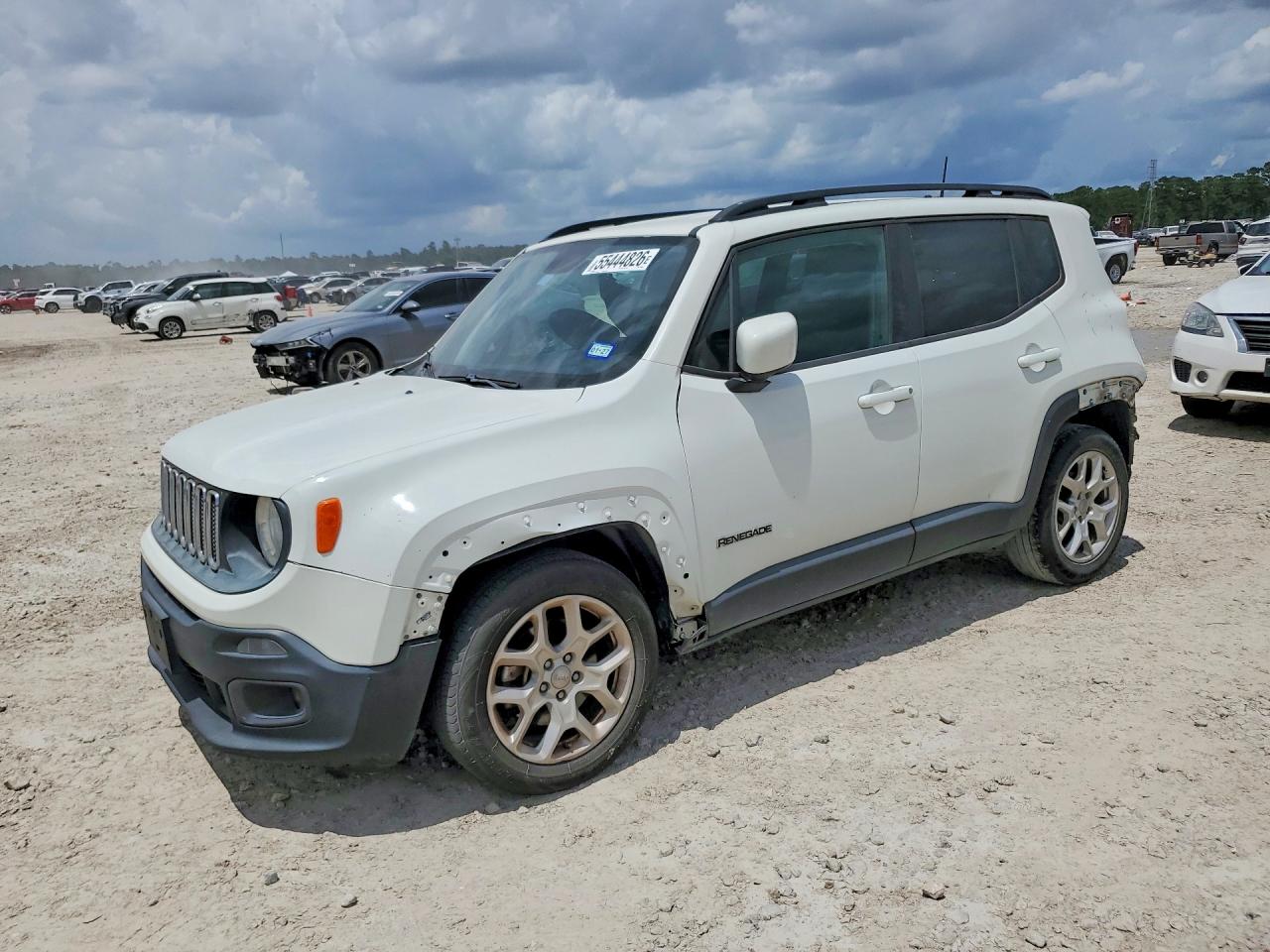 Salvage Jeep Renegade Image
