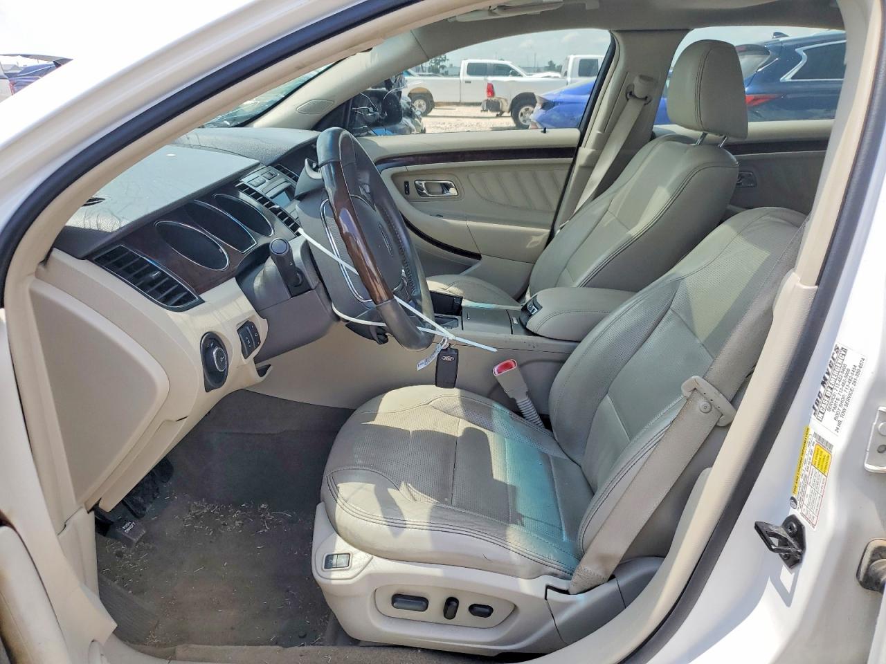 Ford Taurus Limited