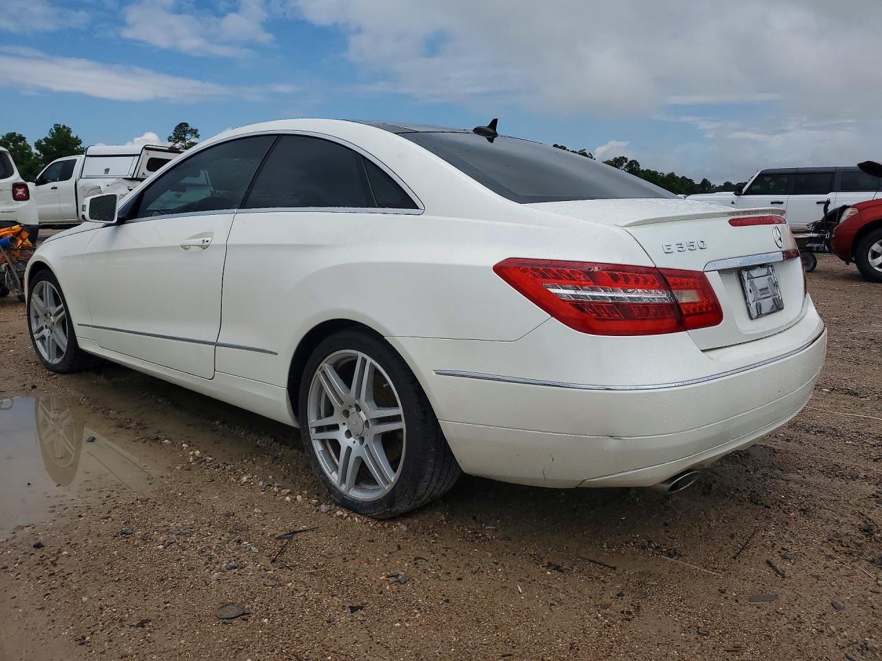 Mercedes-Benz E-Class 350