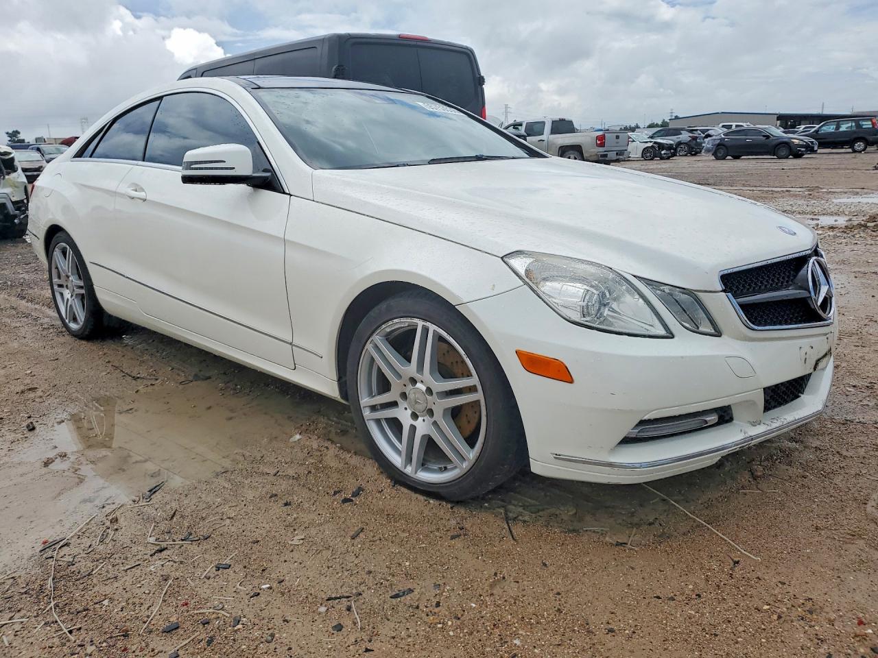 Mercedes-Benz E-Class 350