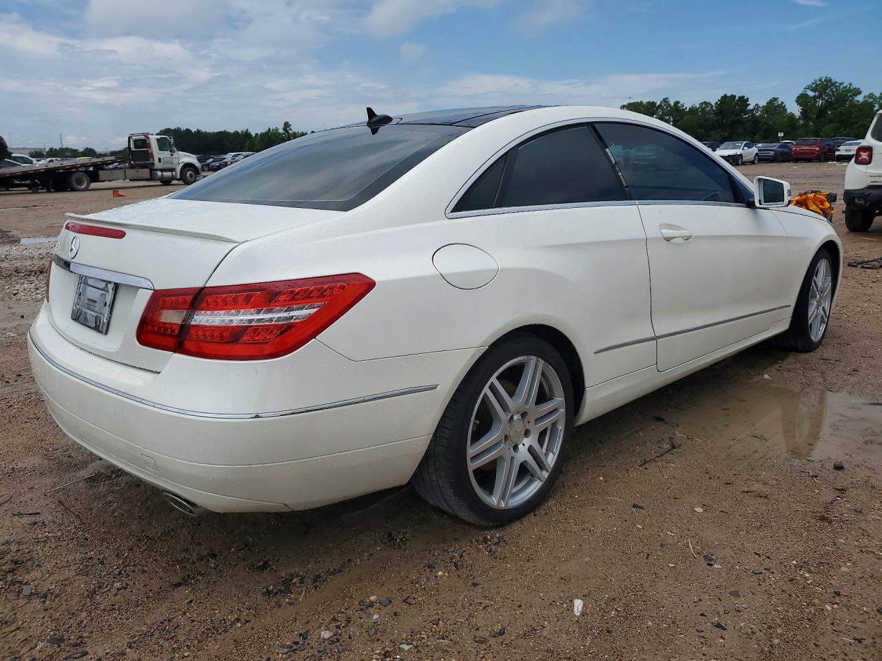 Mercedes-Benz E-Class 350
