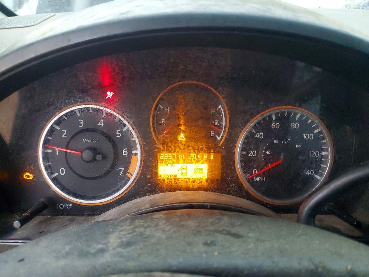 Nissan Titan S