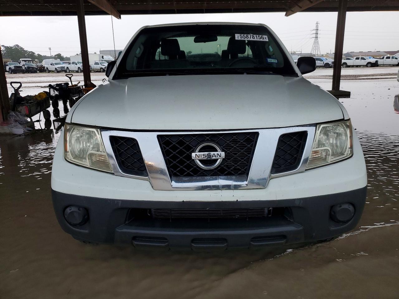 Nissan Frontier S