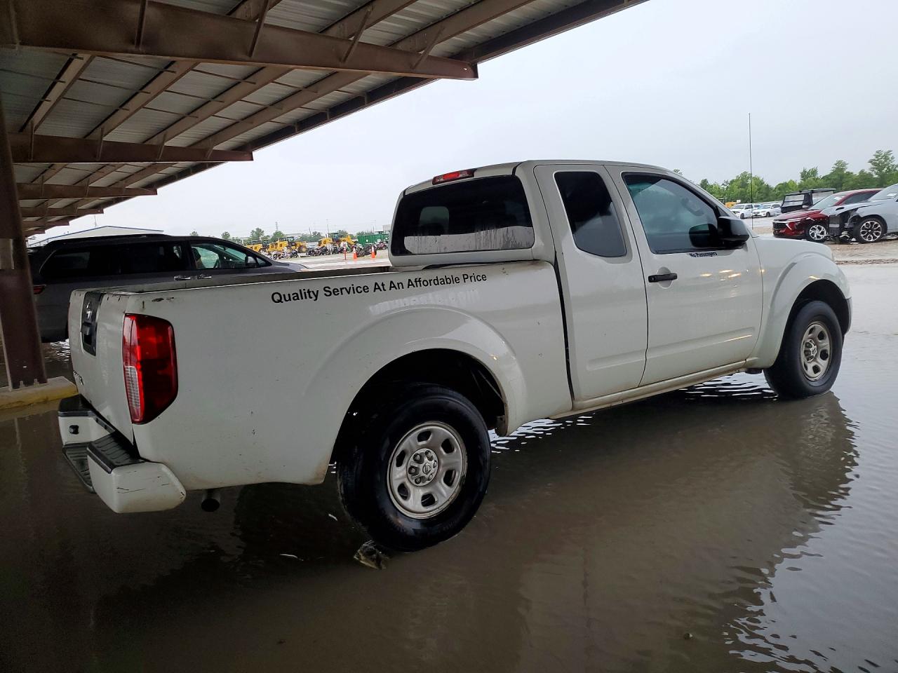 Nissan Frontier S