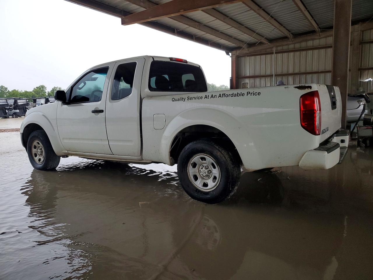 Nissan Frontier S