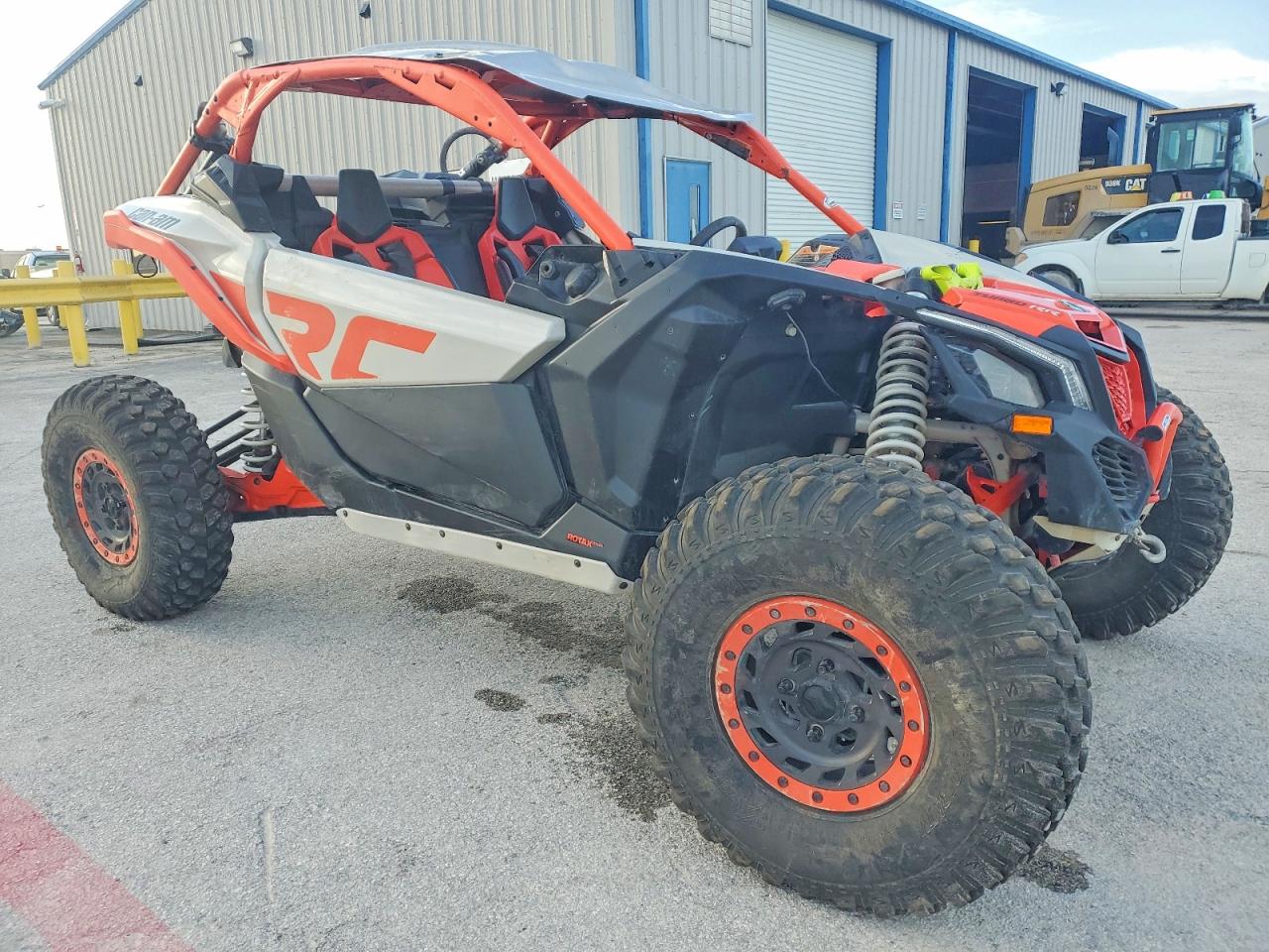 Salvage Can-Am Maverick X3 Image