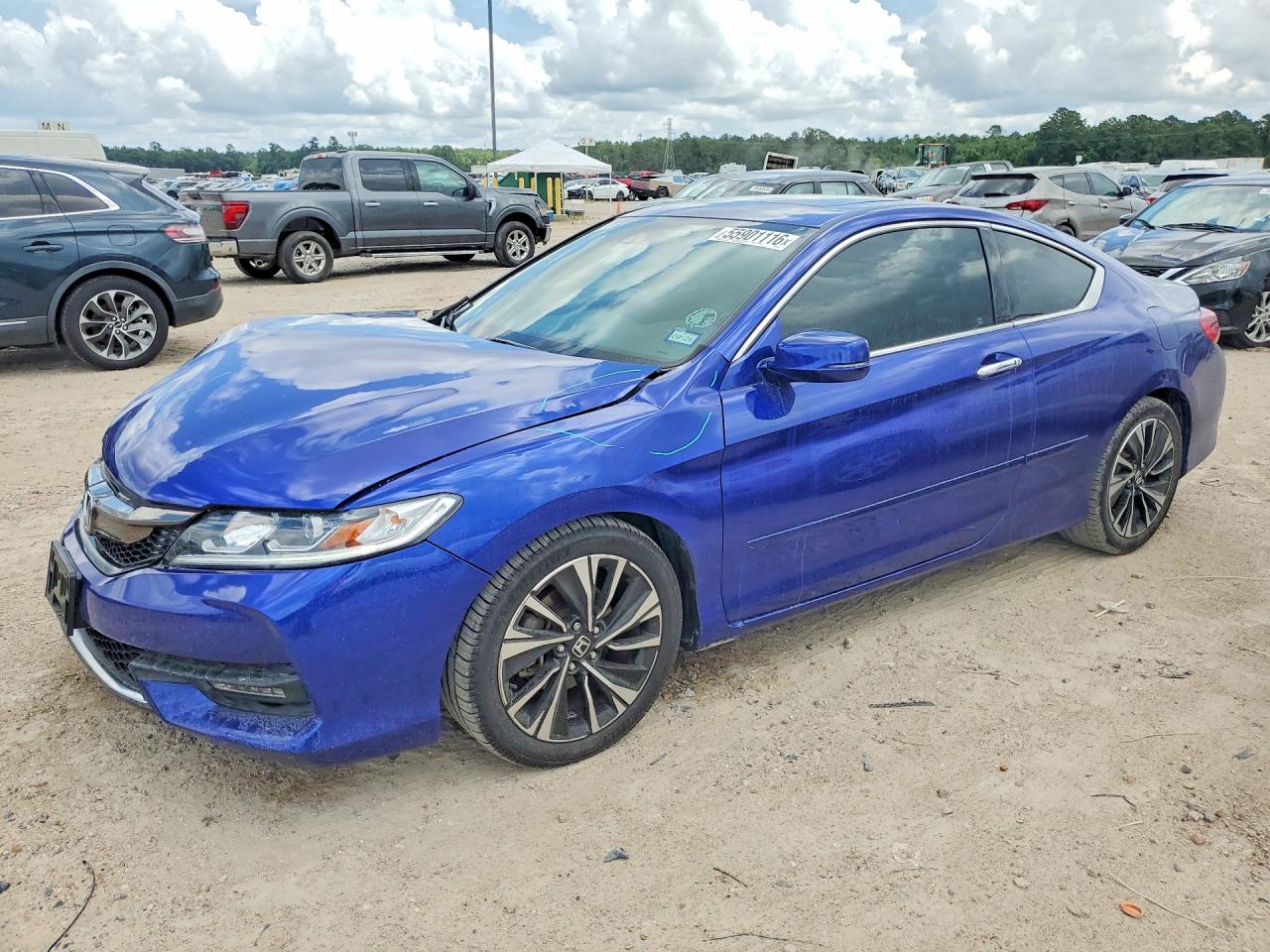 Salvage Honda Accord Image