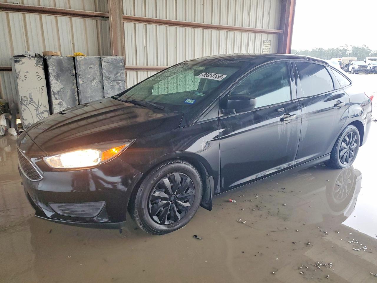 Salvage Ford Focus Image