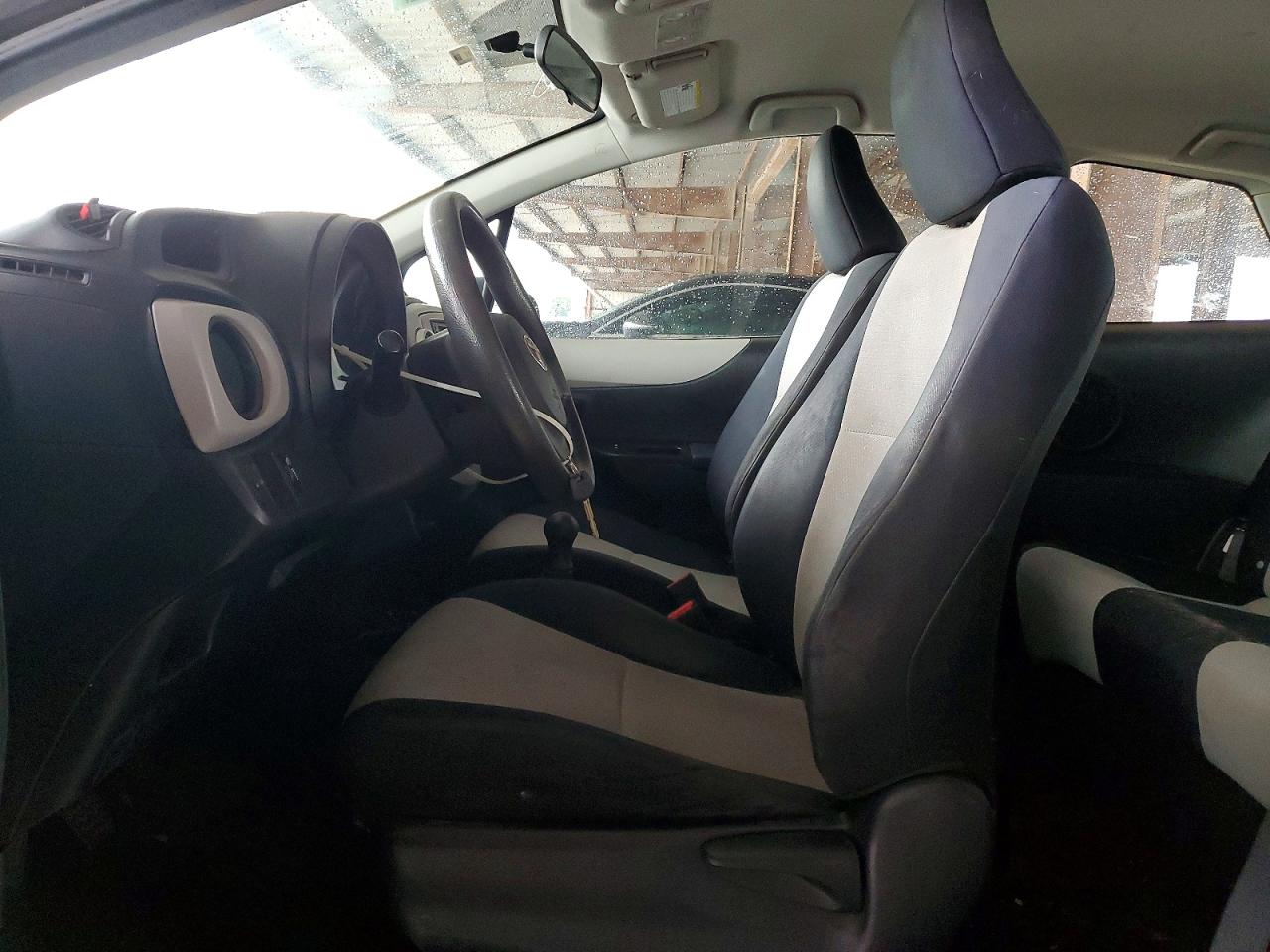 Toyota Yaris 3-door L
