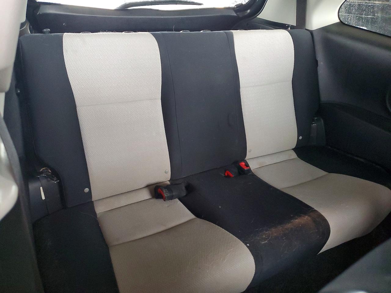 Toyota Yaris 3-door L