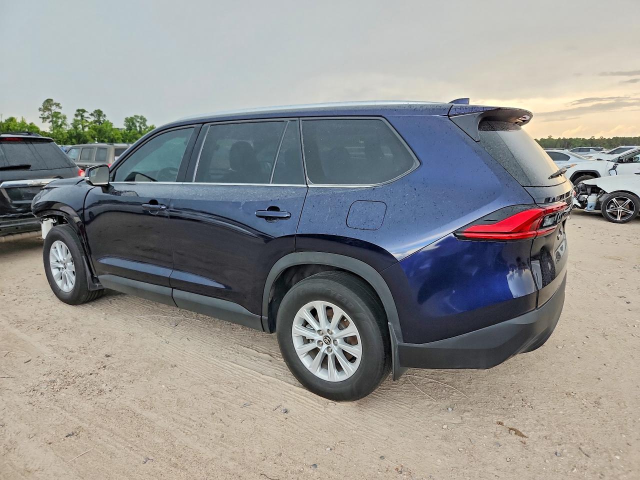 Toyota Grand Highlander Xle