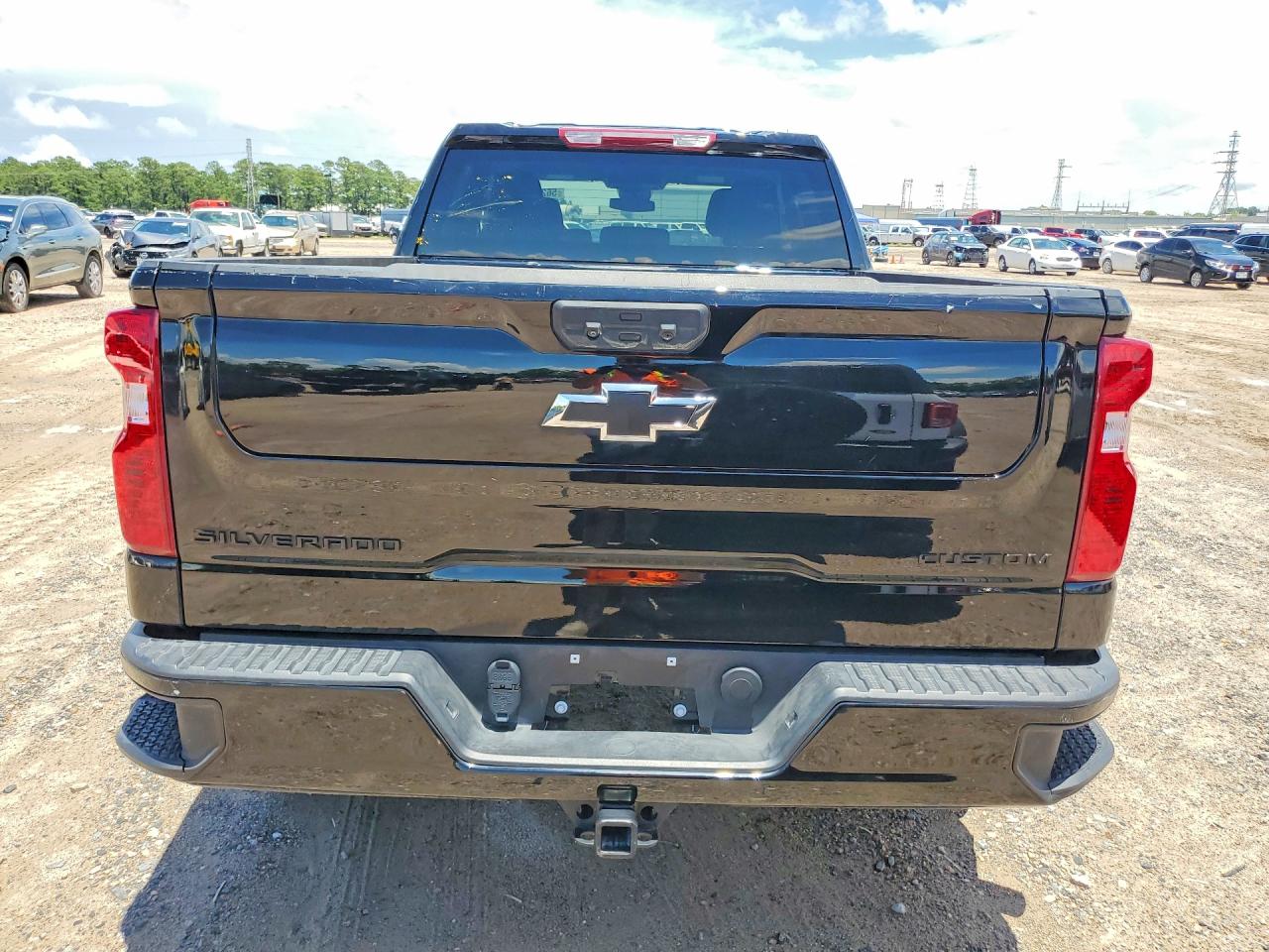 Chevrolet Silverado C1500 Custom