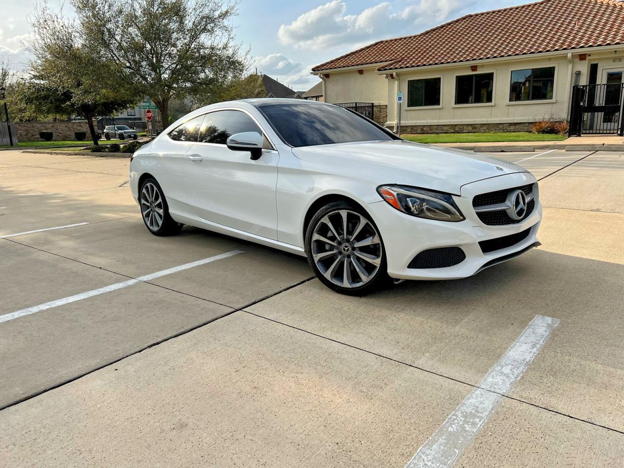 Salvage Mercedes-Benz C-Class Image