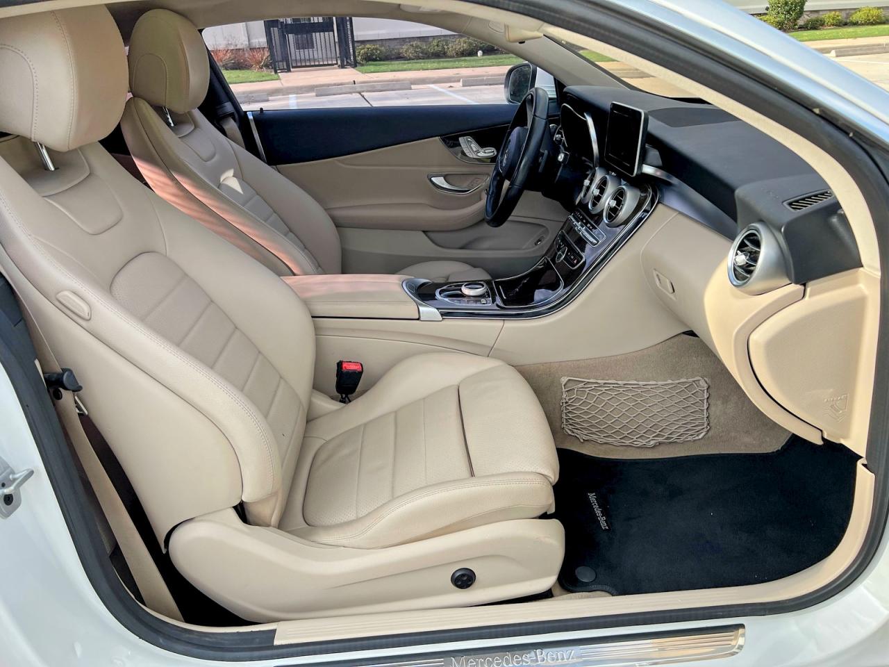 Mercedes-Benz C-Class 300