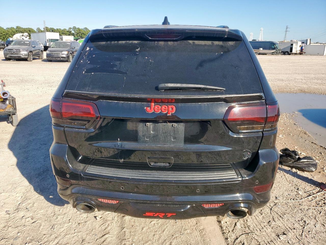 Jeep Grand Cherokee Srt-8