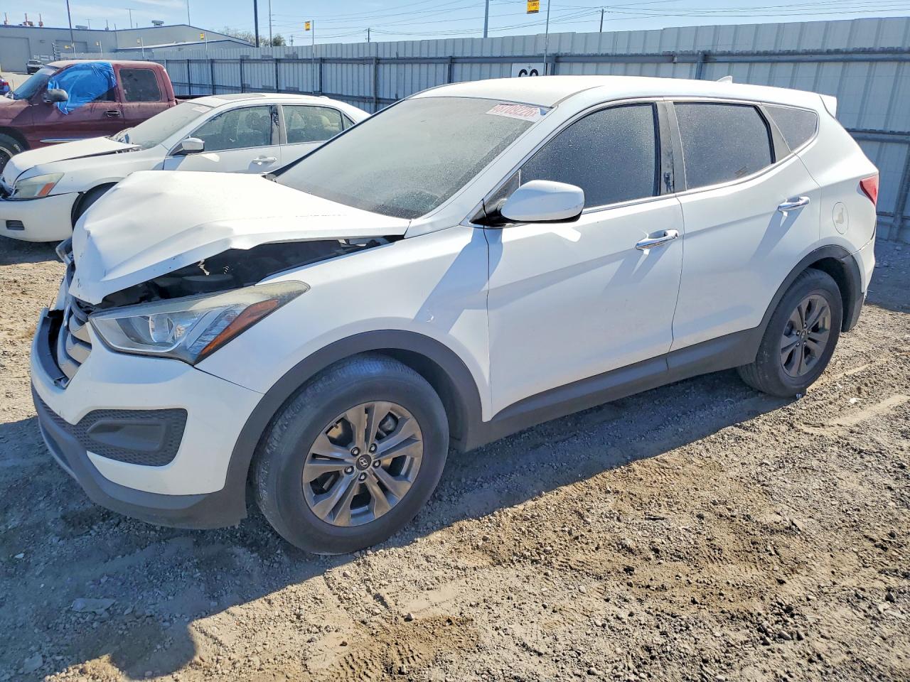 Salvage Hyundai SANTA FE Image