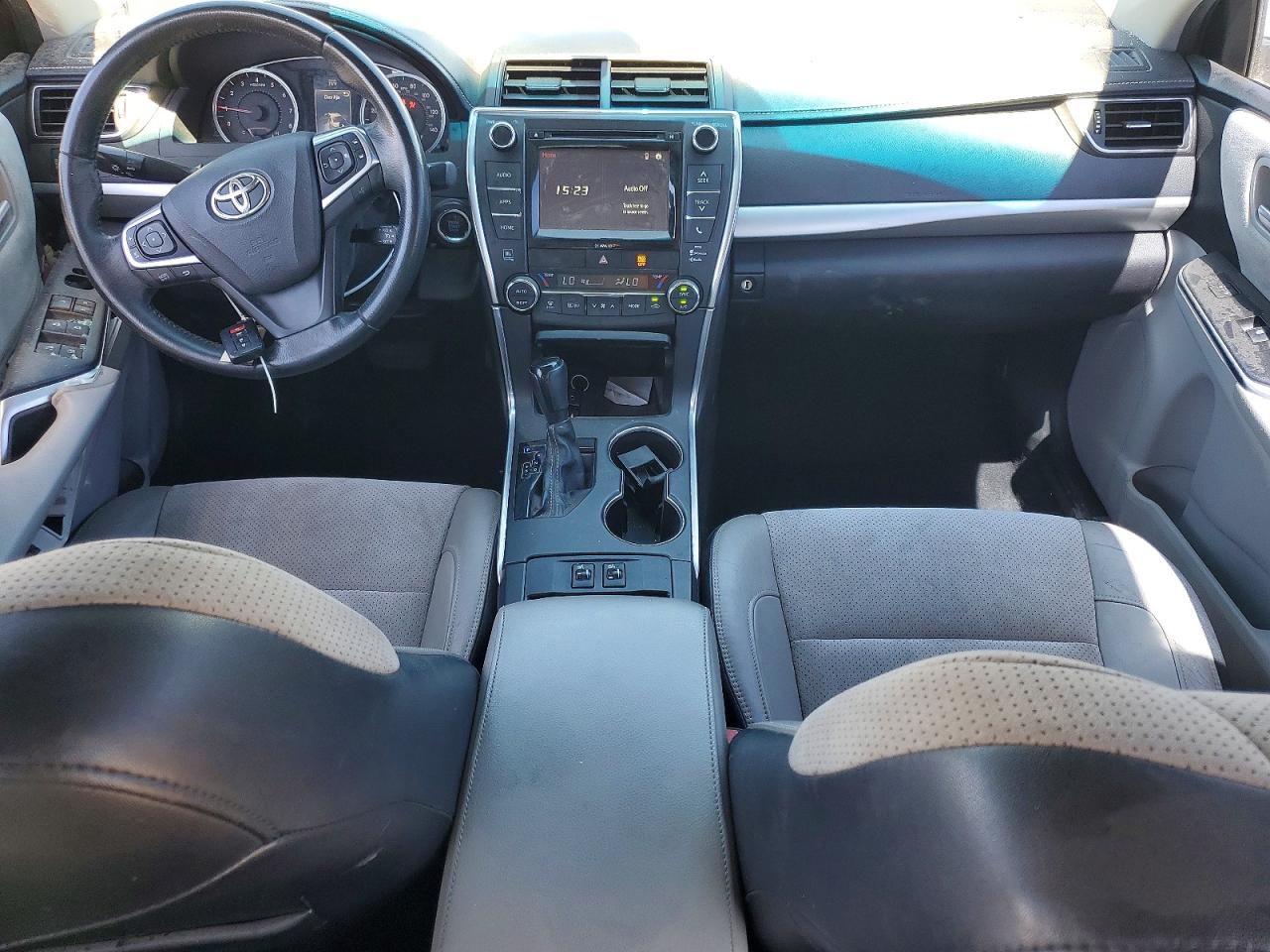 Toyota Camry Xse
