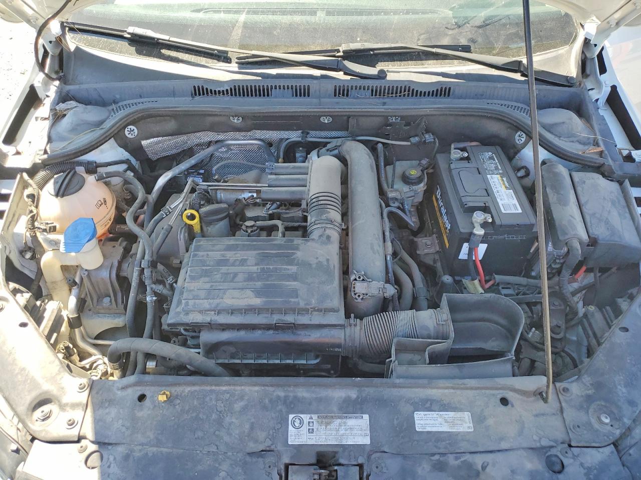 Volkswagen Jetta S