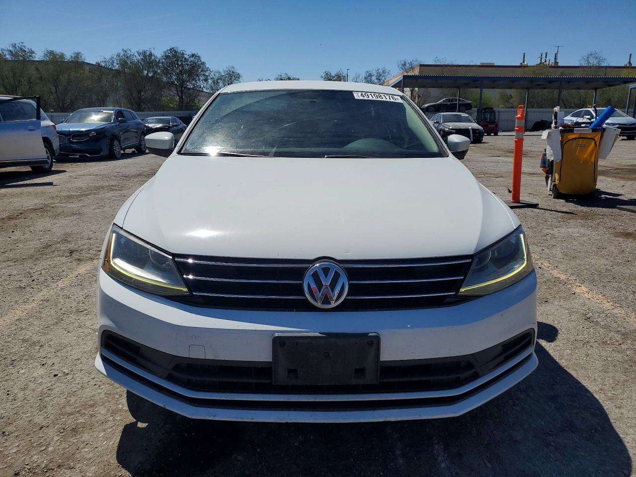 Volkswagen Jetta S