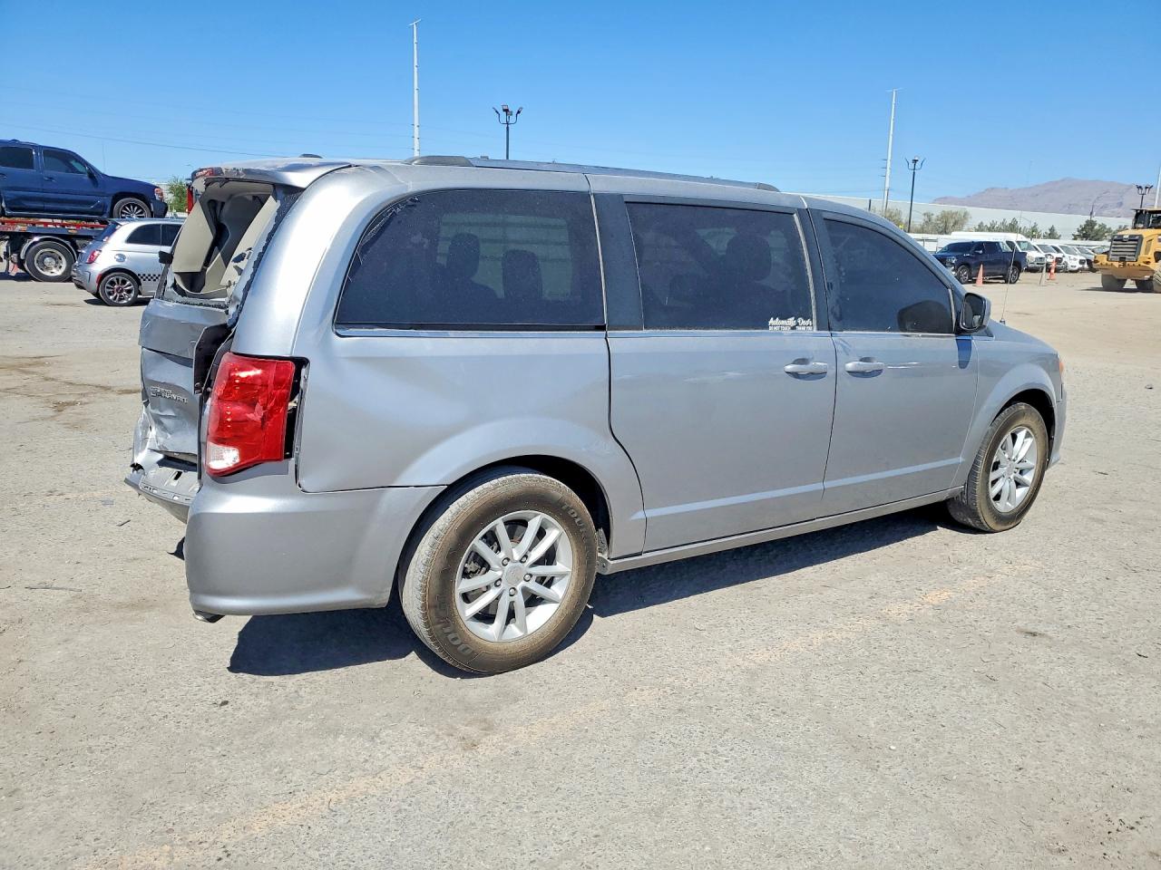 Dodge Caravan Sxt
