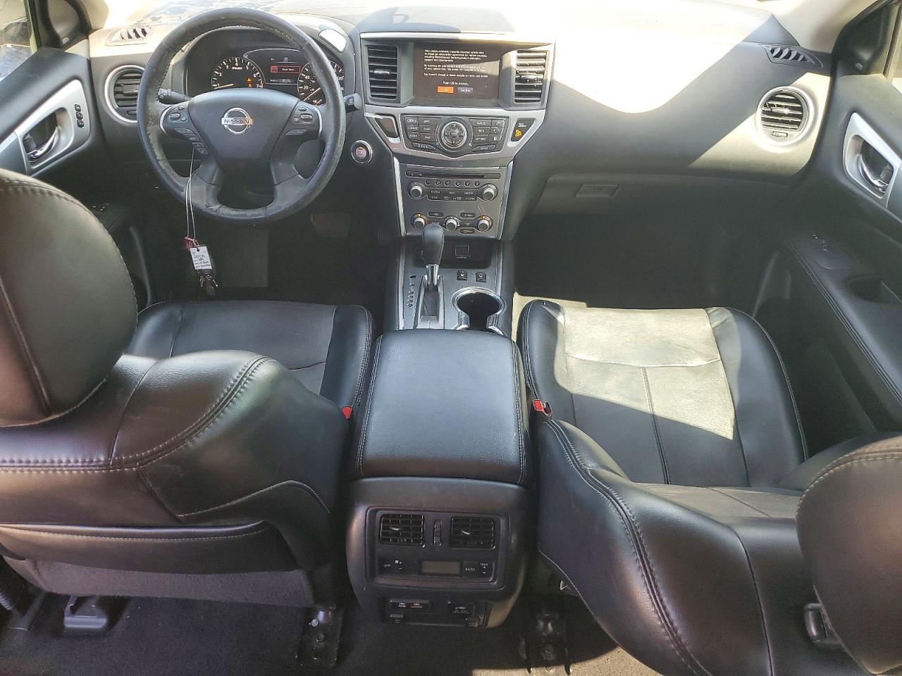 Nissan Pathfinder Sl